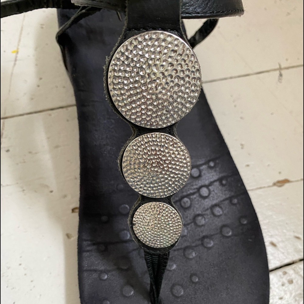 VIONIC sandals, size 10.